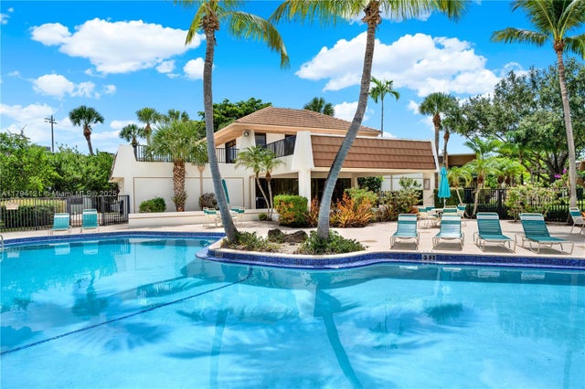 1 of 16 - 8267 Sw 128th St 208, Pinecrest, FL