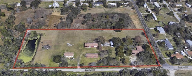 3100-3112 Sanders Rd, Davenport