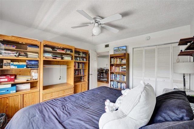 5 of 75 - 10217 Nw 24th Place 308, Sunrise, FL
