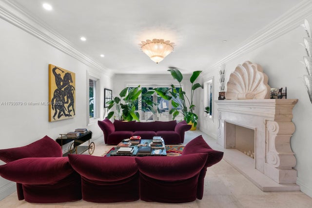 4 of 38 - 3026 Flamingo Dr, Miami Beach, FL