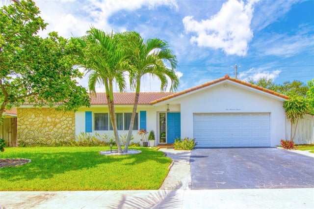 1 of 46 - 107 Winged Foot Ln, Boca Raton, FL