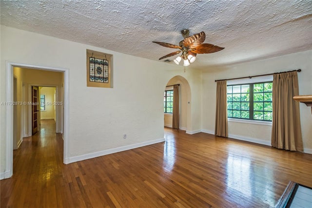 4 of 31 - 234 Alesio Ave, Coral Gables, FL