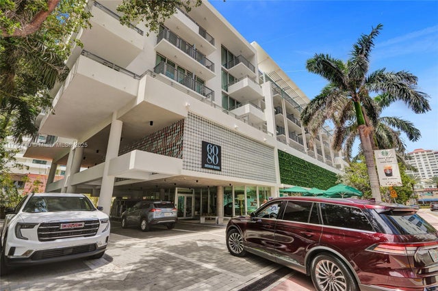 3 of 41 - 6080 Collins Ave 508, Miami Beach, FL