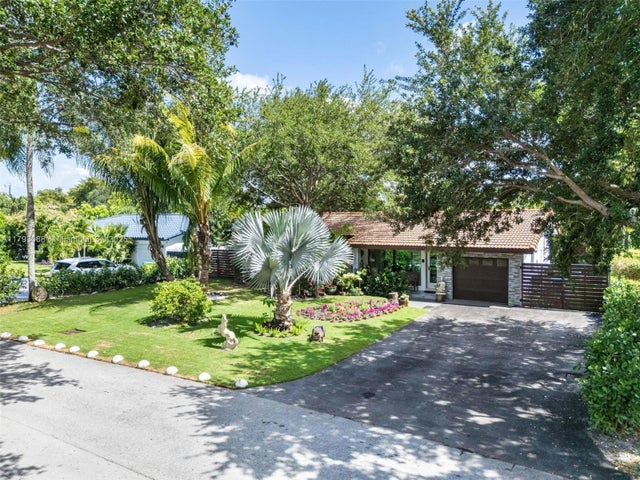 5 of 34 - 480 Nw 88th Ter, El Portal, FL