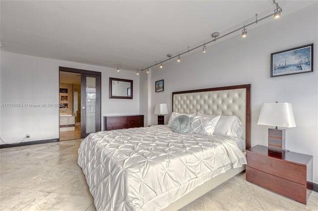 5 of 32 - 3800 S Ocean Drive 1606, Hollywood, FL