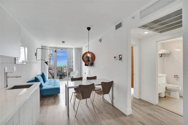 1 of 38 - 6080 Collins Ave 520, Miami Beach, FL
