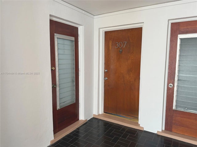 3 of 14 - 1075 93rd St 307, Bay Harbor Islands, FL