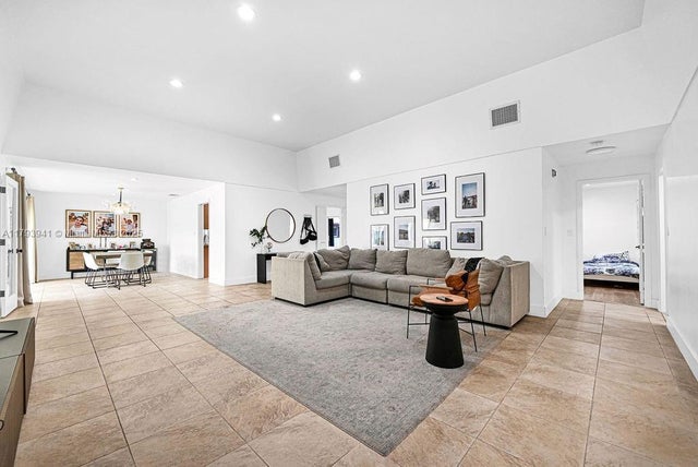 3 of 45 - 3501 Keyser Ave 43, Hollywood, FL