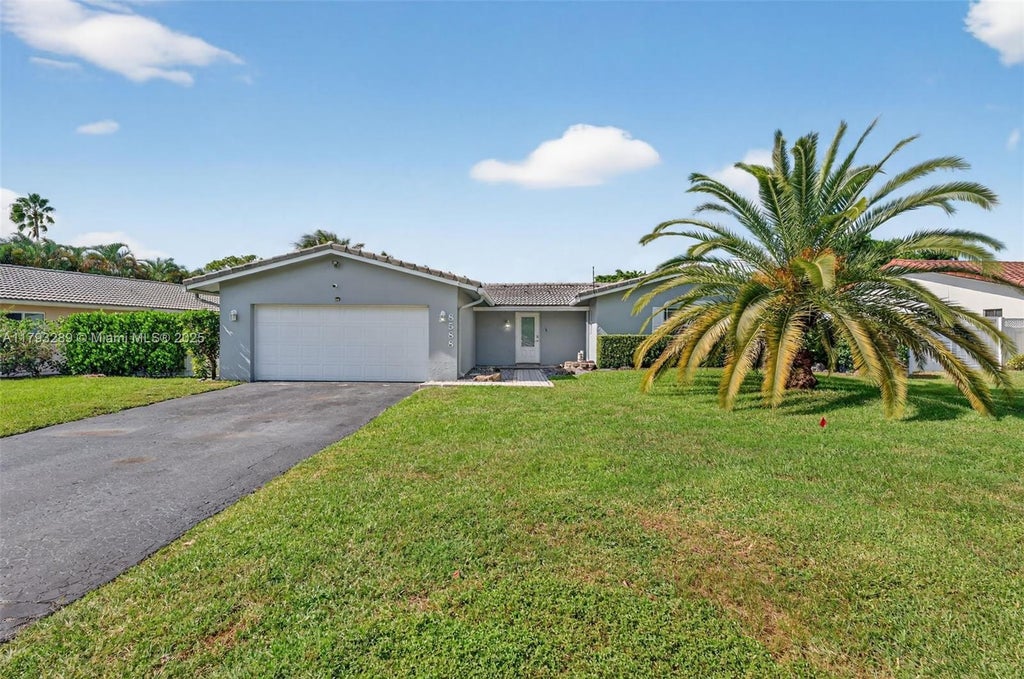 8588 Nw 27th Dr, Coral Springs