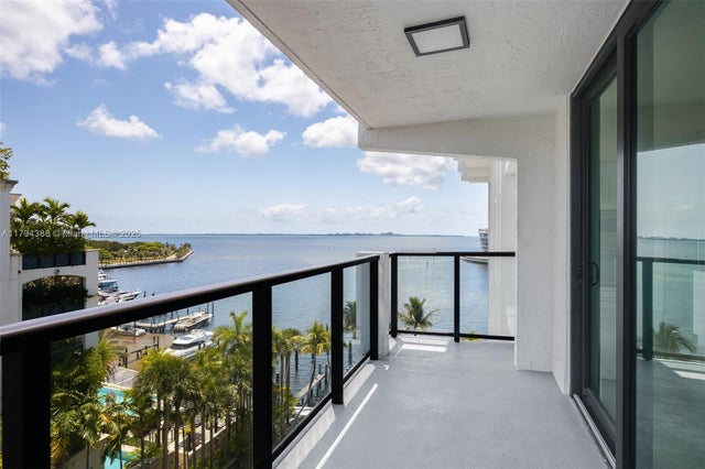 4 of 20 - 1600 S Bayshore Ln 8d, Coconut Grove, FL