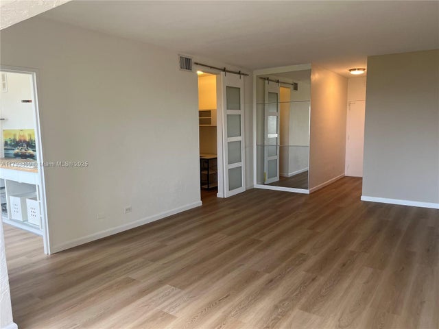 1 of 15 - 3 Island Ave 08a, Miami Beach, FL