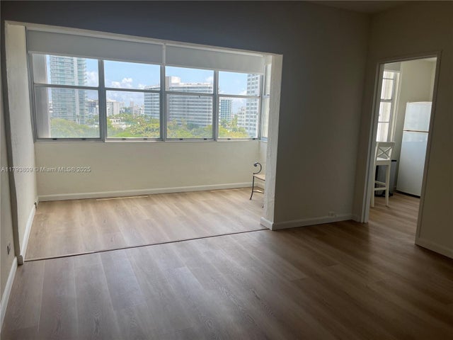 2 of 15 - 3 Island Ave 08a, Miami Beach, FL