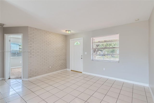 4 of 22 - 6437 Custer St, Hollywood, FL