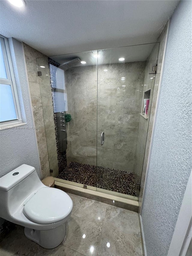 5 of 28 - 12663 Nw 8th Way, Miami, FL