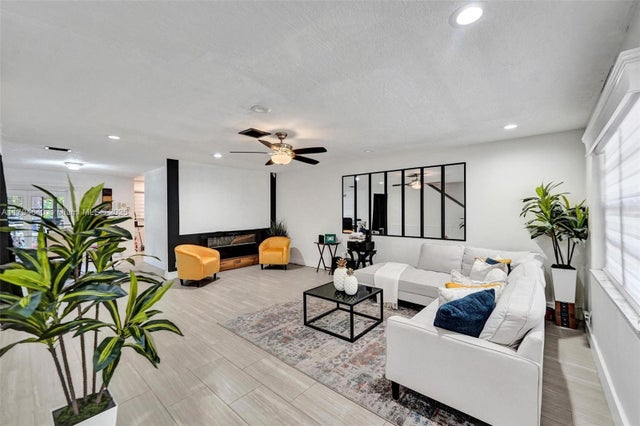 1 of 41 - 800 Nw 47th St, Deerfield Beach, FL