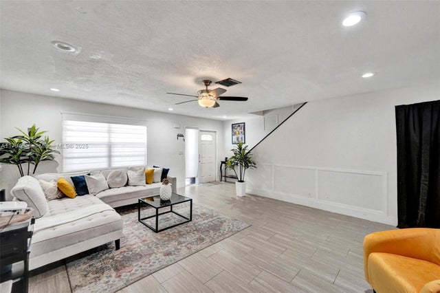 5 of 41 - 800 Nw 47th St, Deerfield Beach, FL