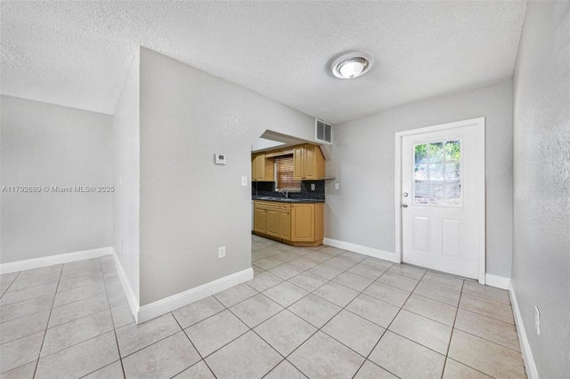 5 of 38 - 2821 N 74th Ave, Hollywood, FL