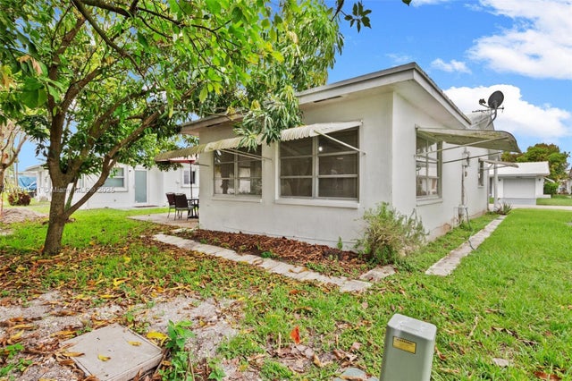 3 of 39 - 5810 Nw 82nd Ter, Tamarac, FL