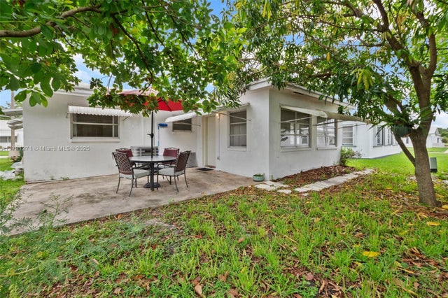4 of 39 - 5810 Nw 82nd Ter, Tamarac, FL