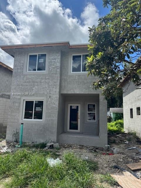 1 of 6 - 2778 Nw 44th St, Miami, FL