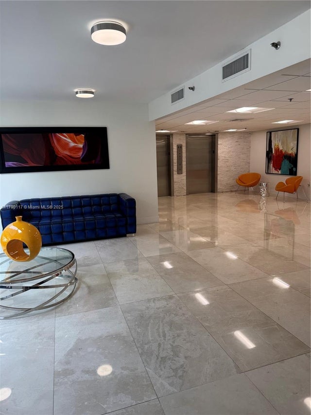 3 of 36 - N/A, Hollywood, FL