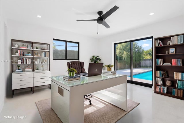 2 of 50 - 3420 Ne 26th Ave, Lighthouse Point, FL