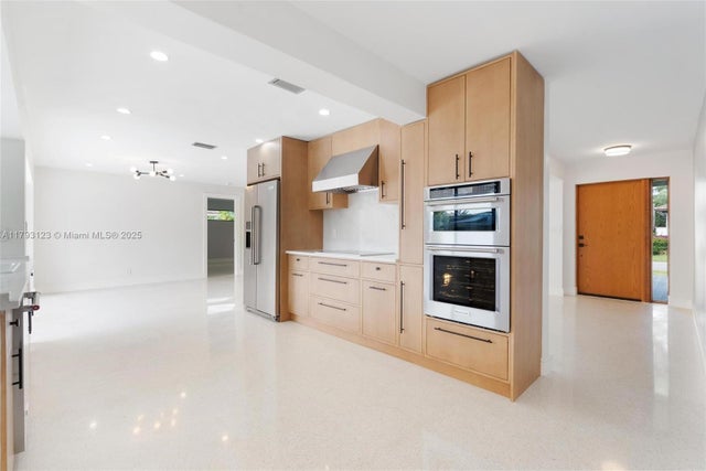 4 of 50 - 3420 Ne 26th Ave, Lighthouse Point, FL