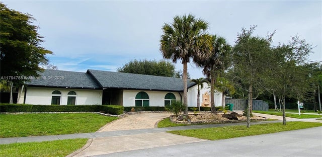 3 of 34 - 8701 Sw 191st St, Cutler Bay, FL