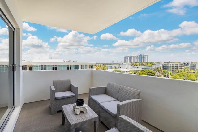 1 of 62 - 3 Island Ave 07b, Miami Beach, FL