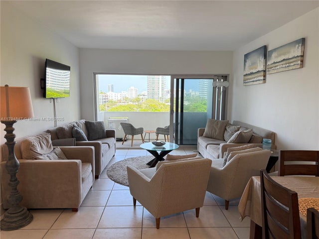 2 of 62 - 3 Island Ave 07b, Miami Beach, FL