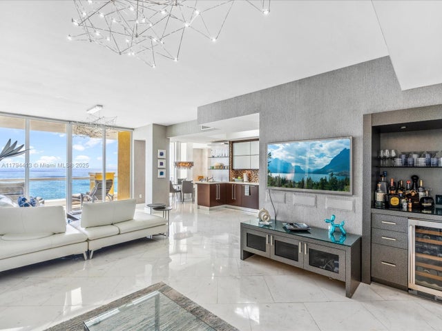 4 of 58 - 17875 Collins Ave 1605, Sunny Isles Beach, FL