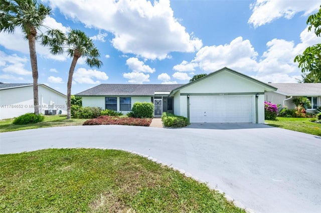 1 of 52 - 19476 Carolina Cir, Boca Raton, FL