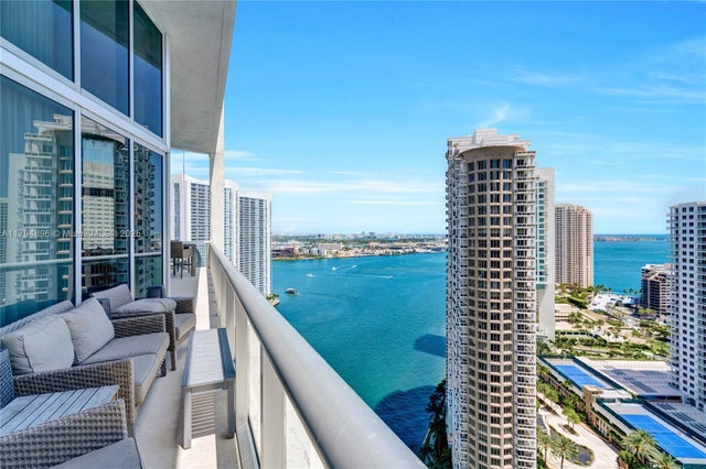 1 of 39 - 465 Brickell Ave 2801, Miami, FL