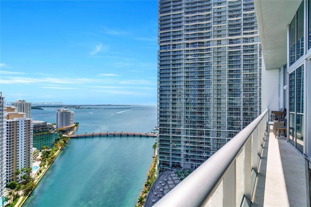 3 of 39 - 465 Brickell Ave 2801, Miami, FL