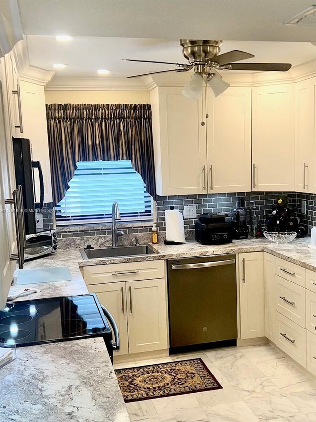 4 of 45 - 1500 S Ocean Dr 12k, Hollywood, FL