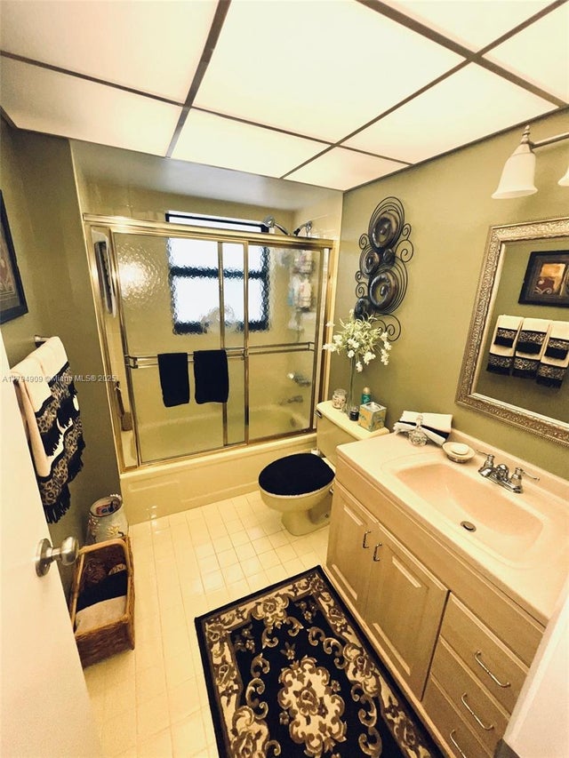 5 of 45 - 1500 S Ocean Dr 12k, Hollywood, FL