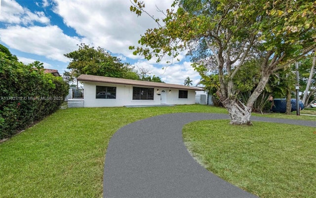 1 of 32 - 7817 Ne Madeira St, Miramar, FL