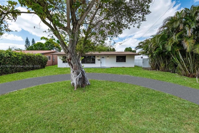 3 of 32 - 7817 Ne Madeira St, Miramar, FL