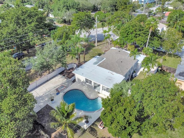1 of 64 - 12135 Ne 10th Ave, North Miami, FL