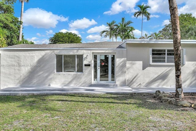3 of 64 - 12135 Ne 10th Ave, North Miami, FL