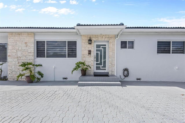 4 of 63 - 9365 Sw 44th St, Miami, FL