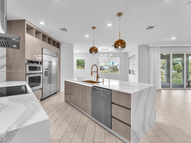 3 of 29 - 4317 Ficus St, Hollywood, FL