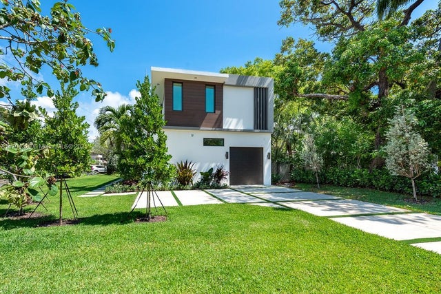 2 of 34 - 5909 Sw 76th St, South Miami, FL