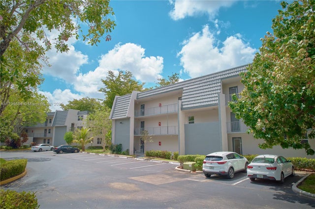 1 of 39 - 9150 Lime Bay Blvd 201, Tamarac, FL