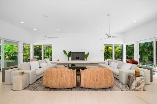 5 of 33 - 10400 Old Cutler Rd, Coral Gables, FL