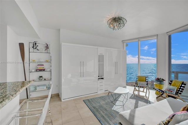 5 of 18 - 6515 Collins Ave 804, Miami Beach, FL