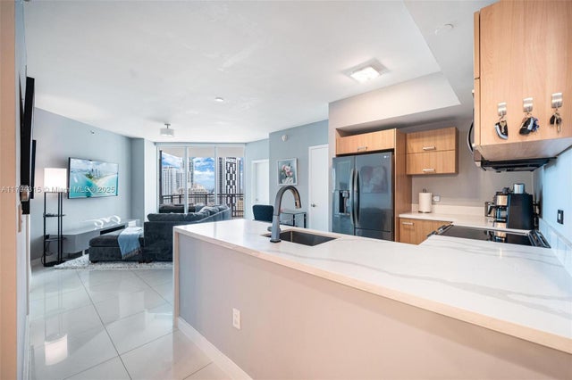 3 of 42 - 350 S Miami Ave 2505, Miami, FL