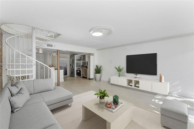 2 of 16 - 517 Ne 38th St 9, Miami, FL