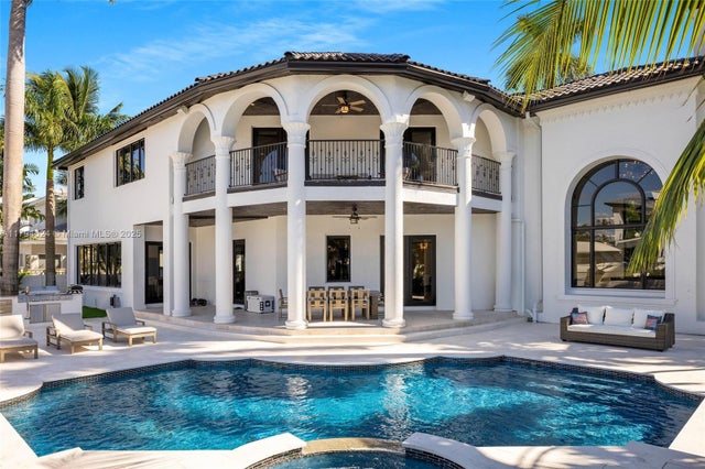 3 of 34 - 511 San Marco Dr, Fort Lauderdale, FL