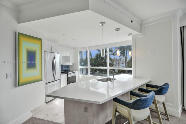 5 of 61 - 4401 Collins Ave 814, Miami Beach, FL